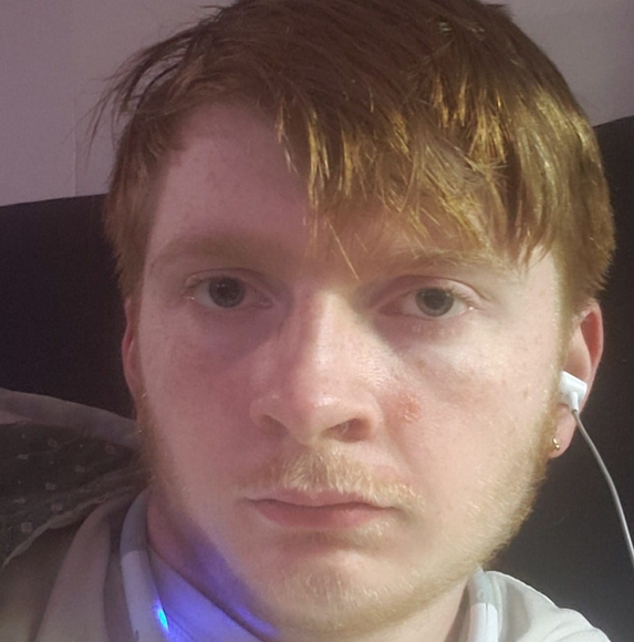 Meet your Posher, Andrew - Picture 1 of 1